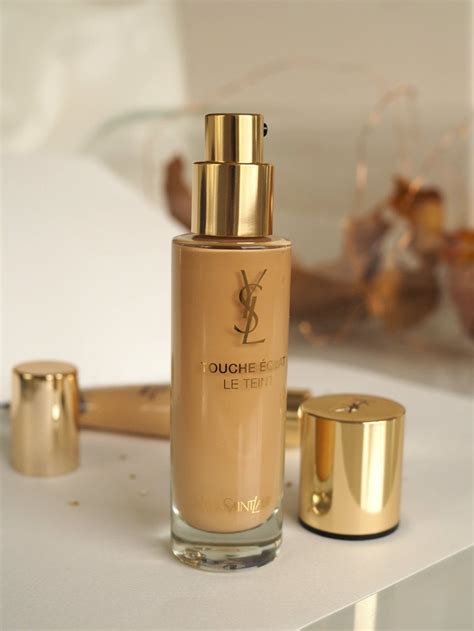 YSL touche eclat foundation